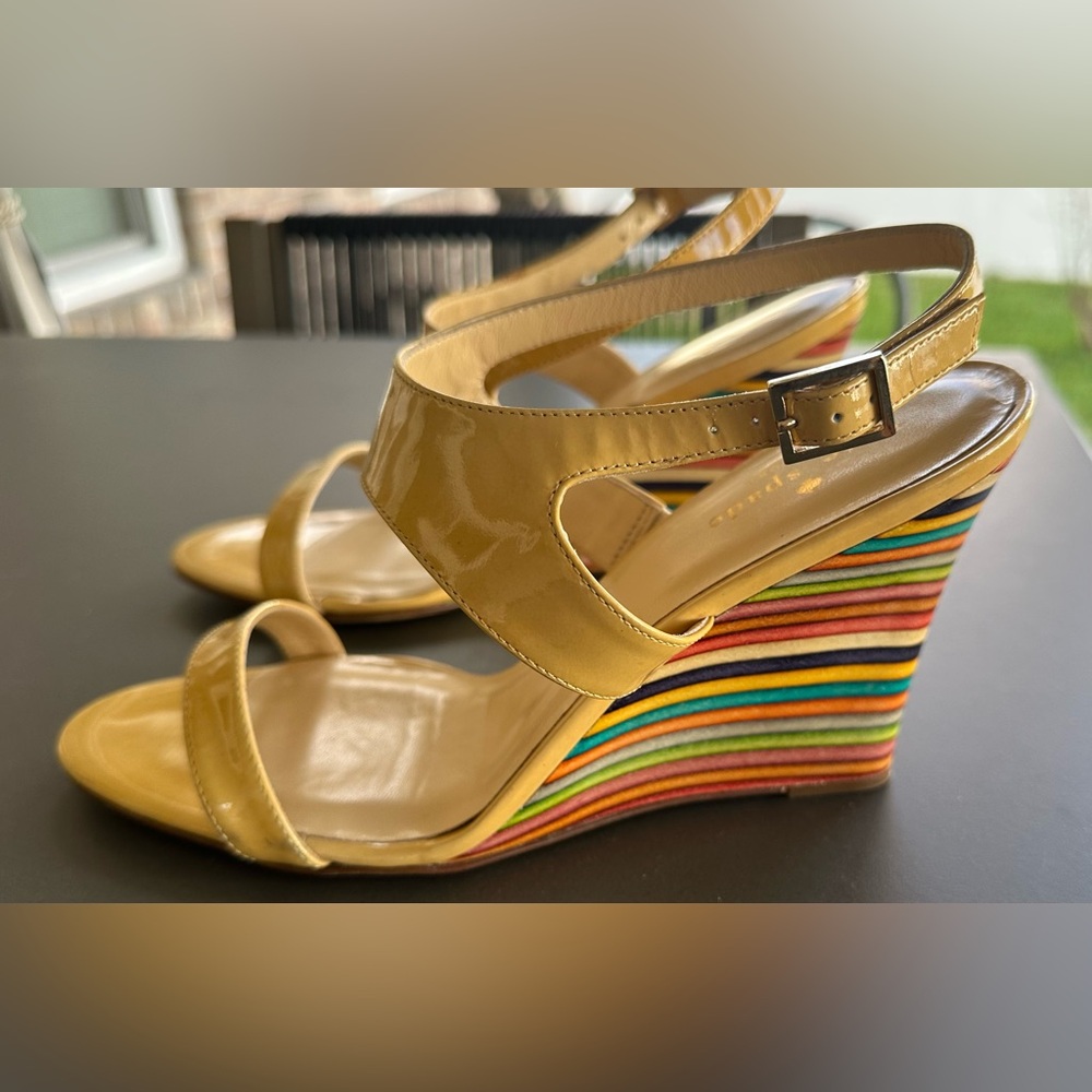 Kate Spade Clume  Beige Rainbow Wedge Sandal - Size 8